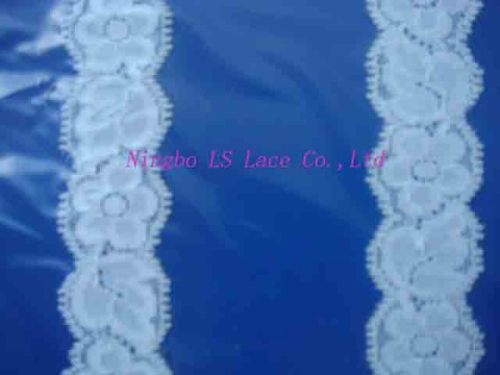 Tricot Lace