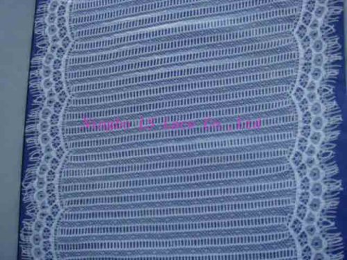 Tricot Lace