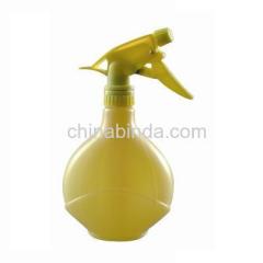 yellow trigger sprayer