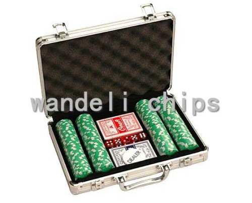 denominations poker chip set