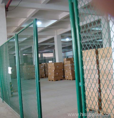 pvc-coated expanded metal fences