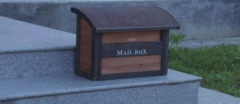 Wooden mail box