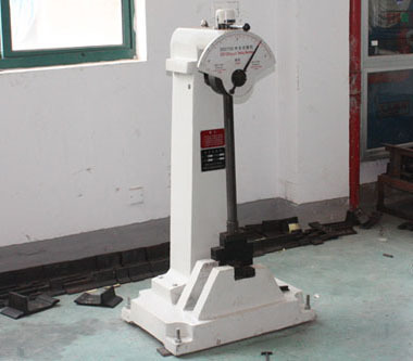 Impact testing machine