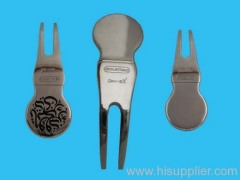 Golf divot tool