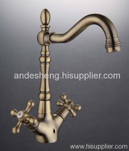 double sink faucet