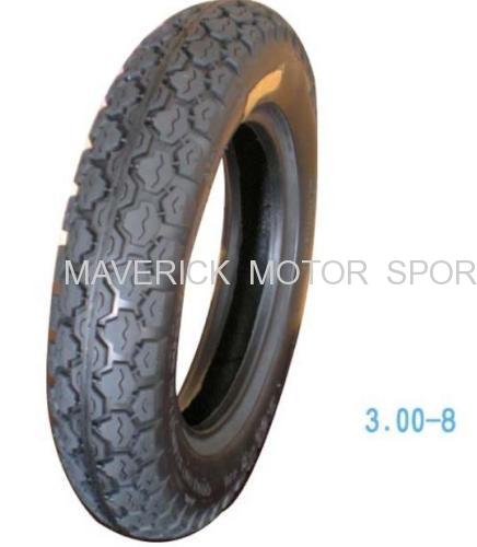 Motorcycle tubeless tire