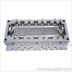 Plastic daily commodity mould