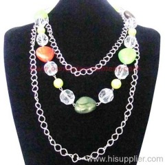 Beaded and chain necklace
