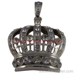 diamond crown pendant