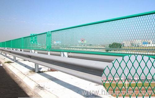 PVC Coated Expanded Metal Mesh Fencing