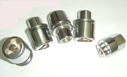 lug bolts