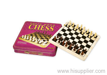 chess set in tinbox