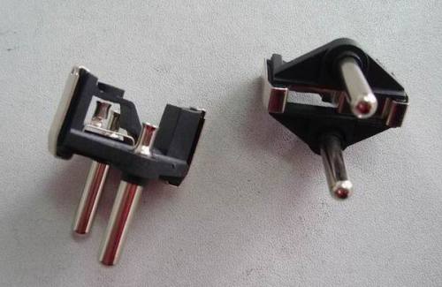 Turkish plug inserts with hollow pins