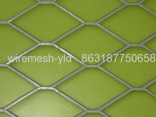 white pvc coated expanded metal meshes