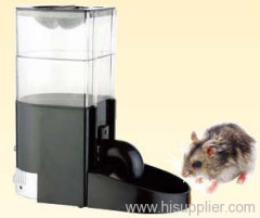 Electronic mice feeder