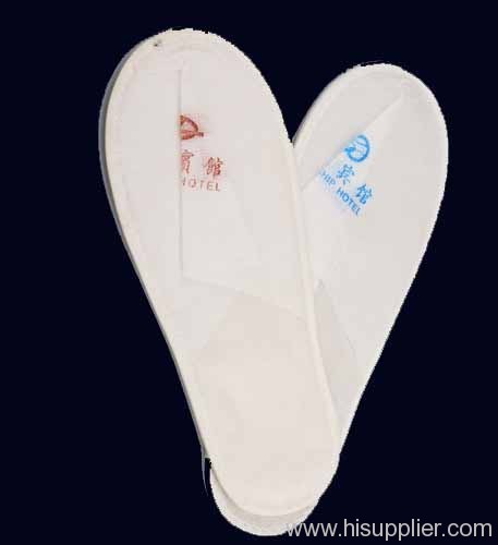 Nonwoven slipper