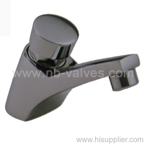 Water saving up self-closing faucet