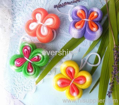 Butterfly bath sponge