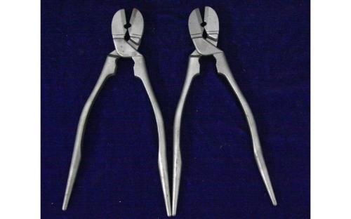 pliers