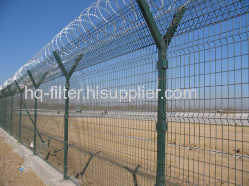 rim barbed wire fence