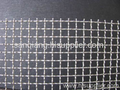 intermediate crimped wire mesh