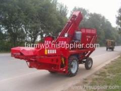 Self-propelled corn combine harvester