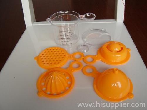 Plastic Kitchen Cups