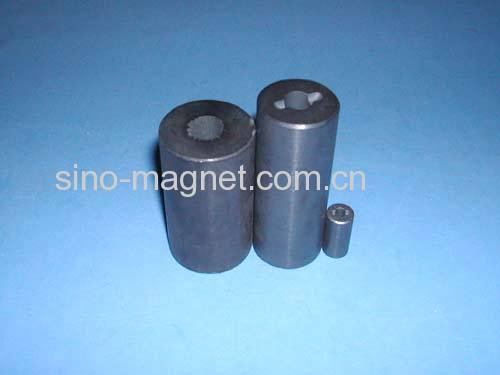 Sintered hard ferrite magnets