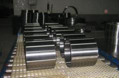 Multi row cylindrical roller bearing