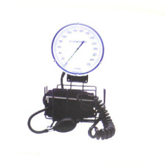 Desk type aneroid sphygmomanometer