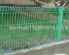 wire mesh fence