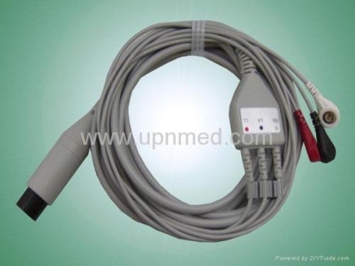 Patient monitor cable with leadwires