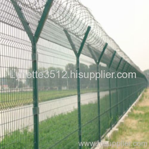 wire mesh fence A