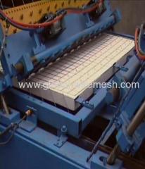 welded wire mesh machine