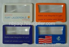 card magnifier with LED