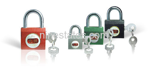 Iron padlock (side - opening ) (25mm )