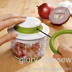 Powerful handheld vegetable chopper