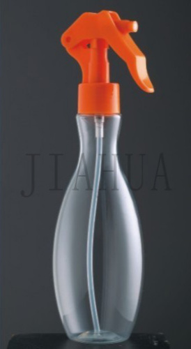 clear spray bottle