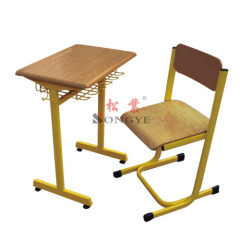 Fixed Single Desk & Chair