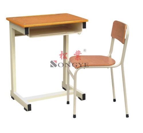 Fixed Single Desk & Chair