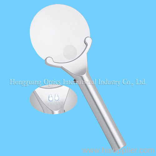 plastic handle Illuminating magnifier