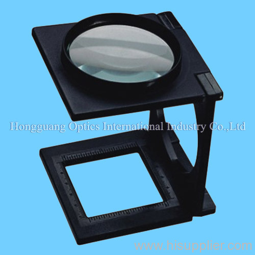 Linen tester magnifier