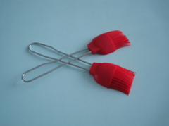 Silicone brush with iron handle