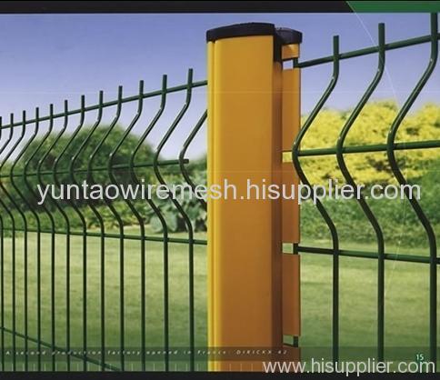 electro/hot-dipped galvanized welded mesh fencing