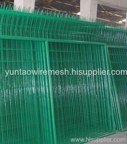 welded wire mesh fence with frame