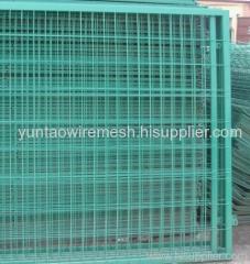 Welded Wire Mesh Fence