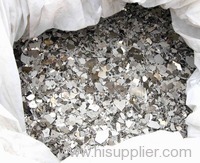 Electrolytic manganese metal flakes