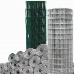 Welded mesh fence