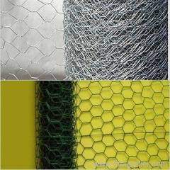 Galvanized diamond fence