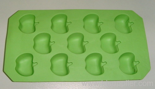 plastic ice cube tray